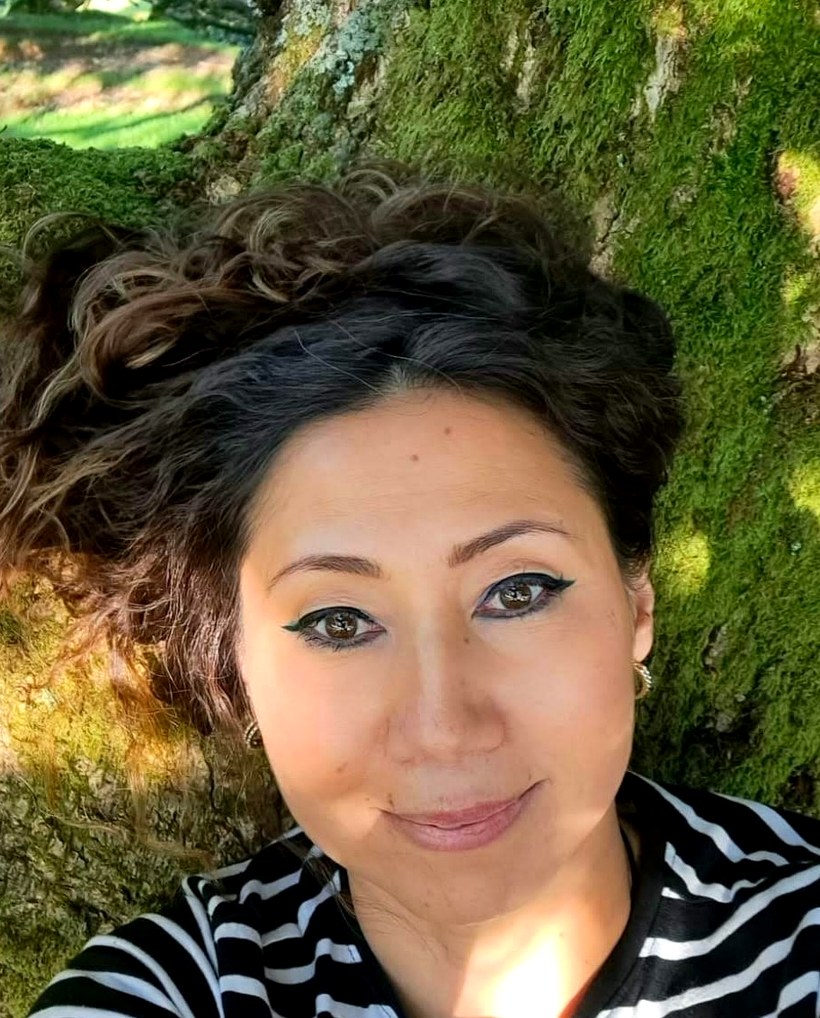 Nora, holistic energy coach and Reiki Master